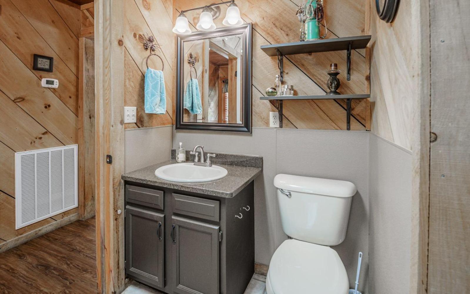 Wooded Bliss Hot Tub Single Level Cabin With No Steps Rocking Chairs And Wooded Views Pigeon Forge Eksteriør billede