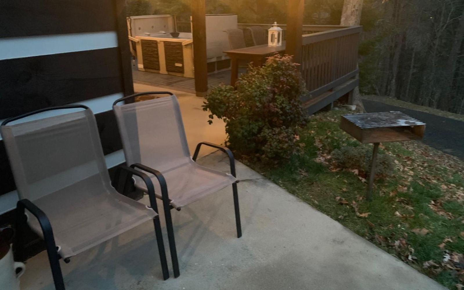 Wooded Bliss Hot Tub Single Level Cabin With No Steps Rocking Chairs And Wooded Views Pigeon Forge Eksteriør billede