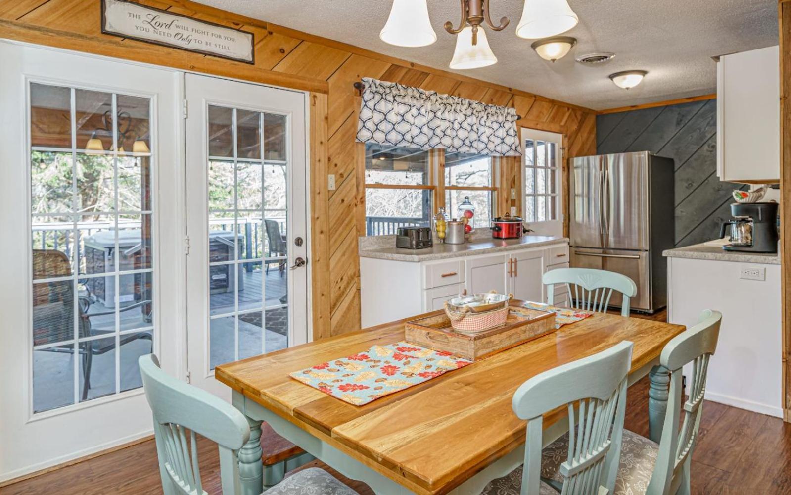 Wooded Bliss Hot Tub Single Level Cabin With No Steps Rocking Chairs And Wooded Views Pigeon Forge Eksteriør billede