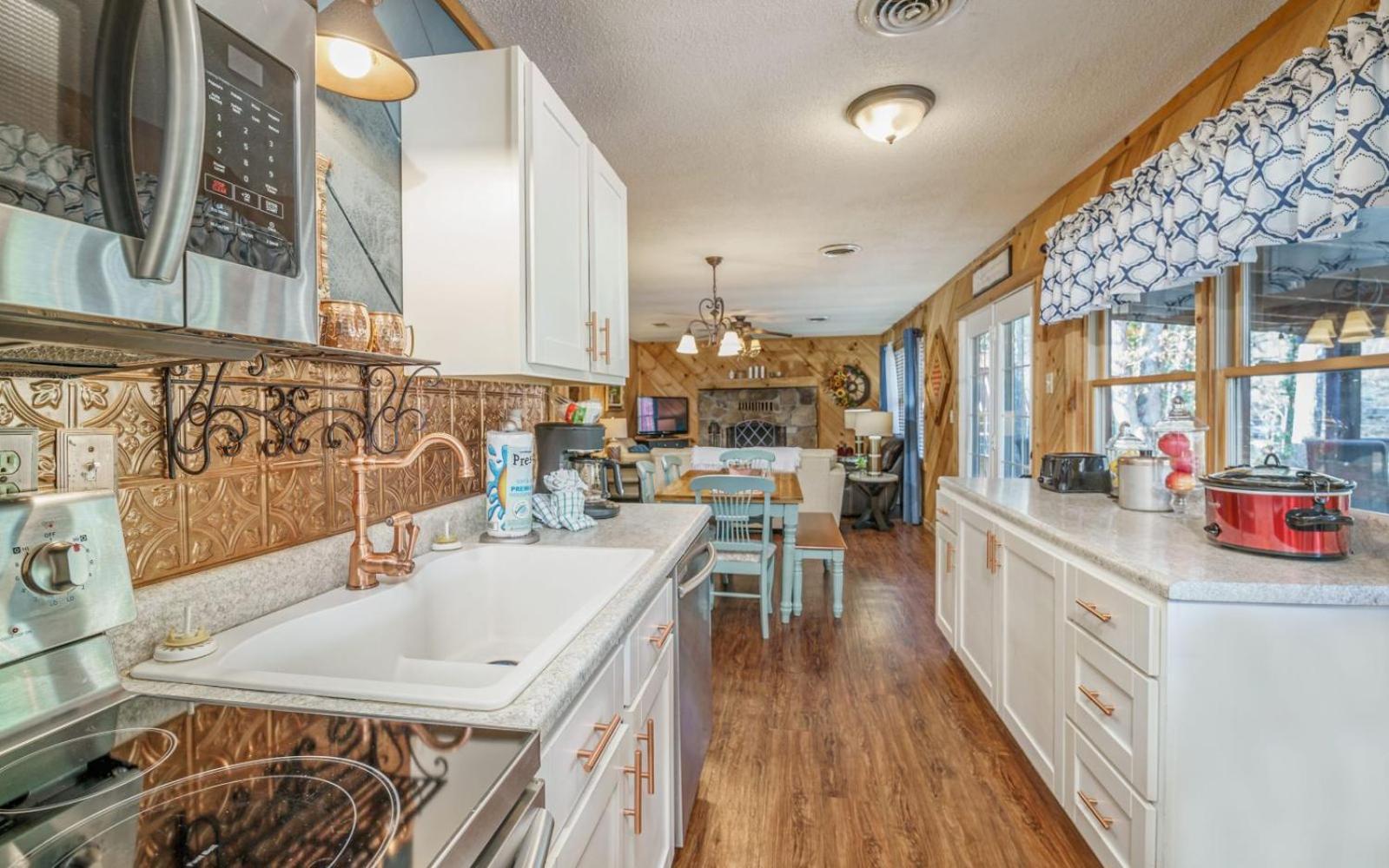 Wooded Bliss Hot Tub Single Level Cabin With No Steps Rocking Chairs And Wooded Views Pigeon Forge Eksteriør billede