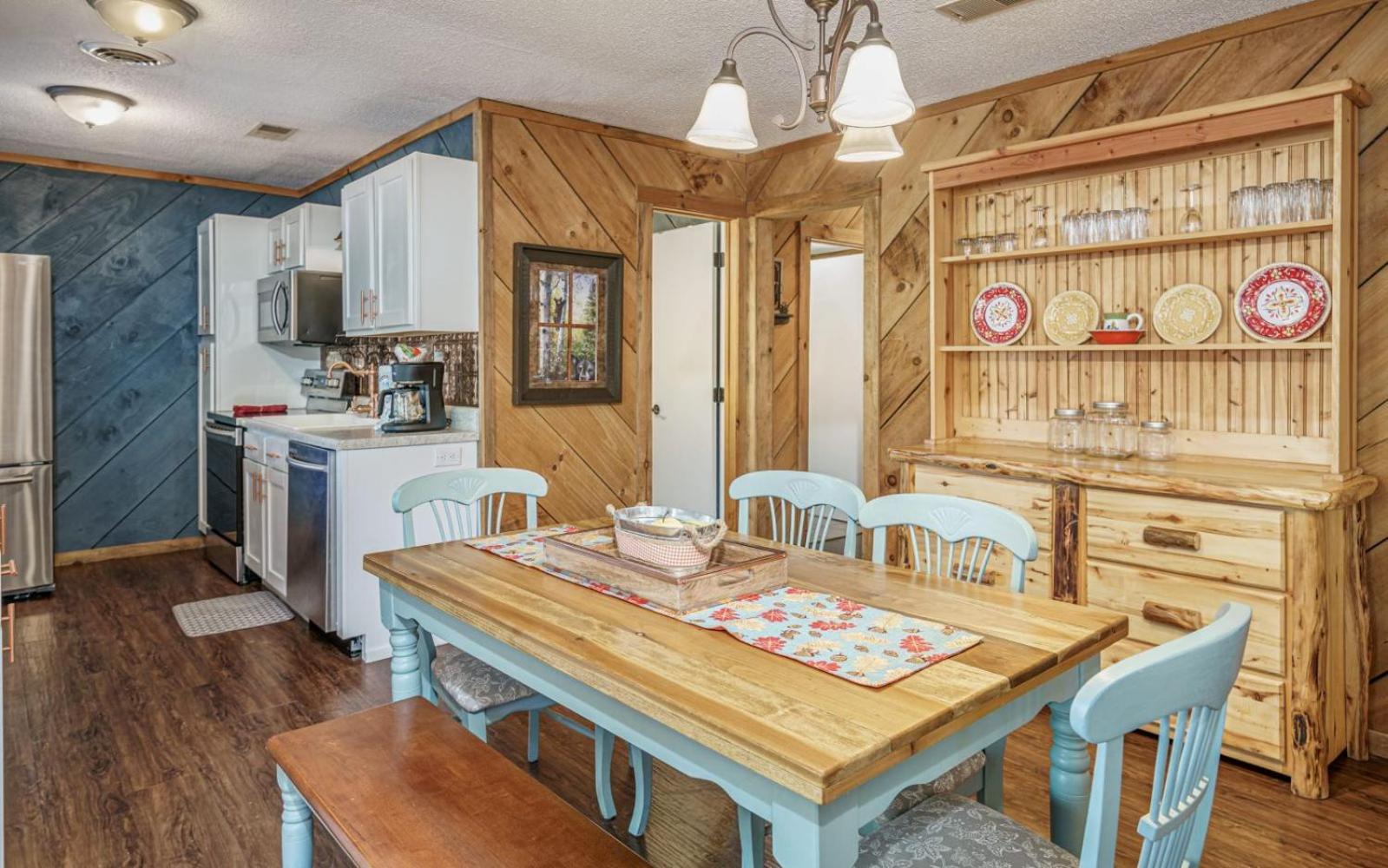 Wooded Bliss Hot Tub Single Level Cabin With No Steps Rocking Chairs And Wooded Views Pigeon Forge Eksteriør billede